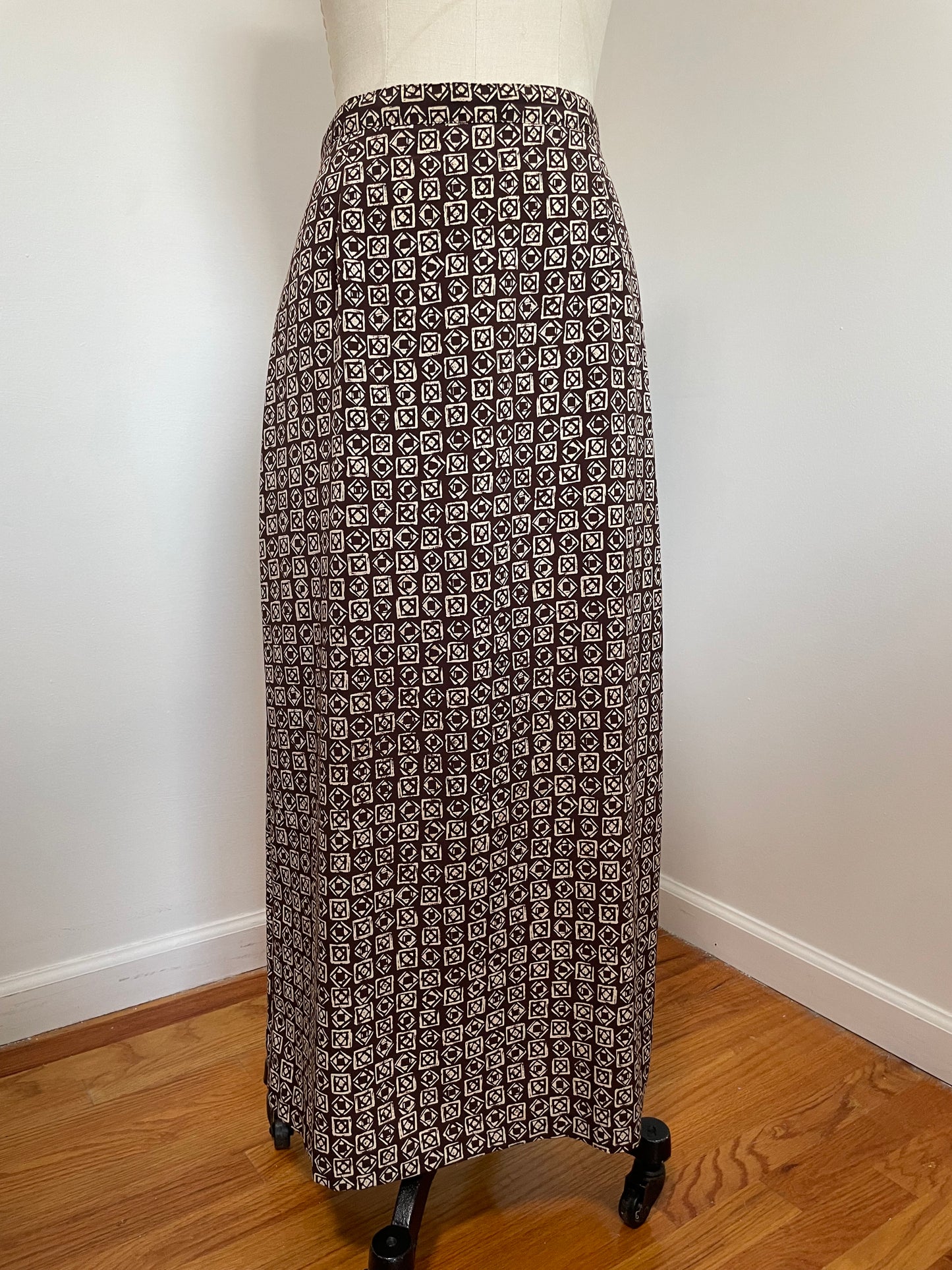 90s Tribal Maxi Skirt (Size 8)