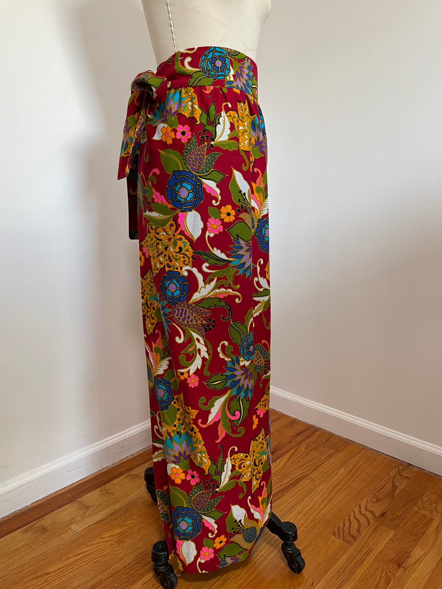 Vintage Barkcloth Wrap Skirt (M/L)