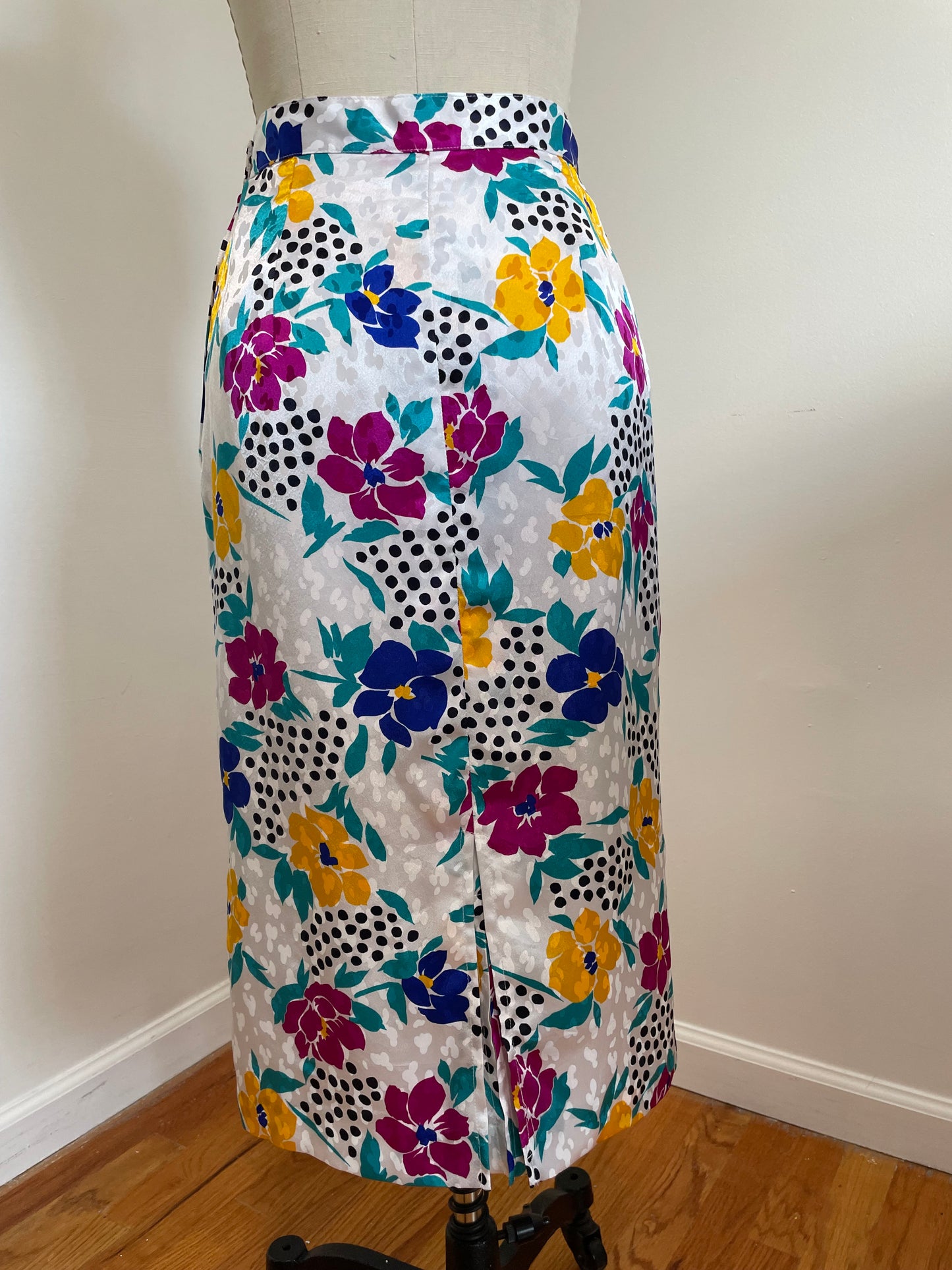 80s Floral Skirt (Size 6)