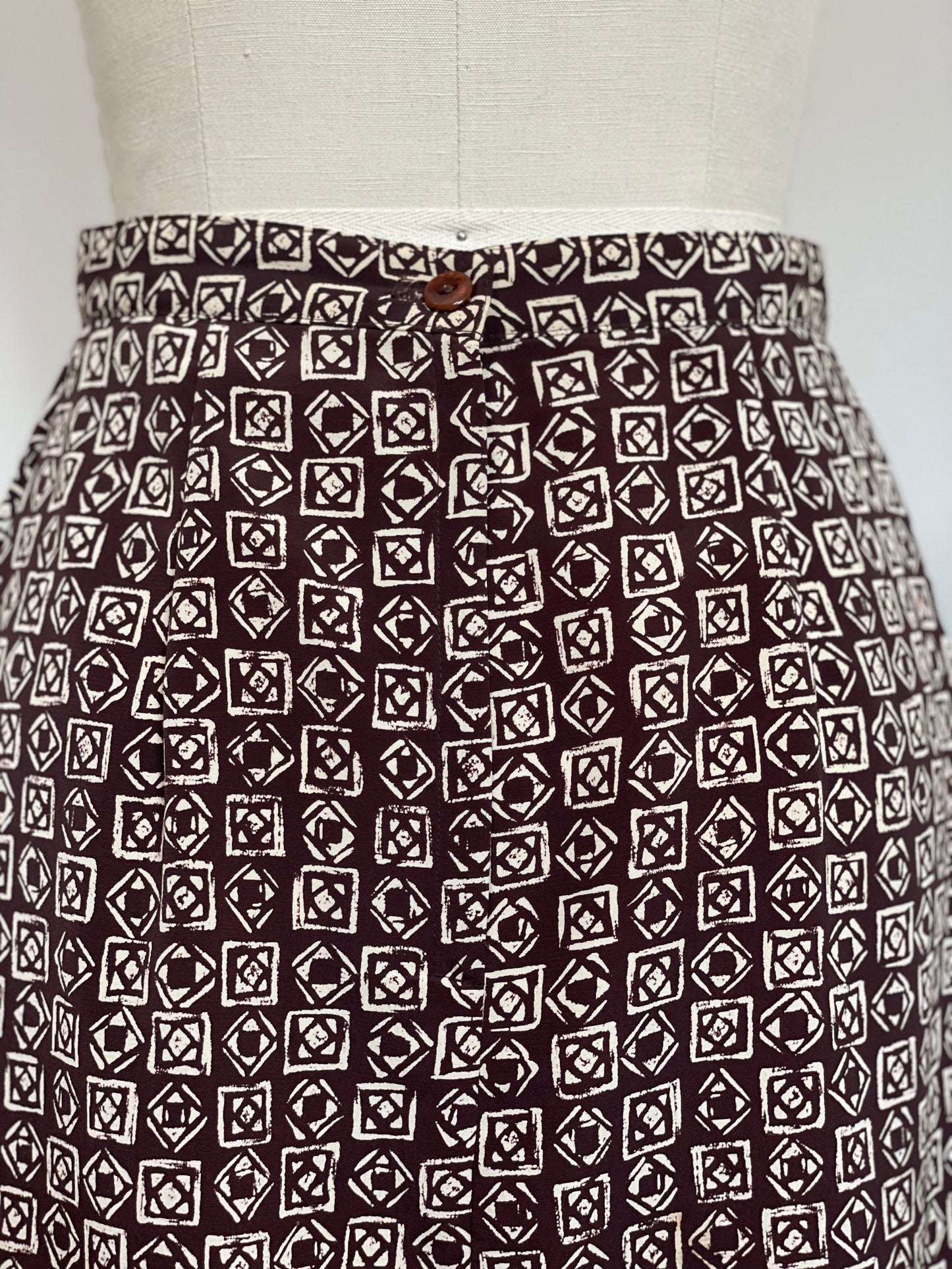 90s Tribal Maxi Skirt (Size 8)