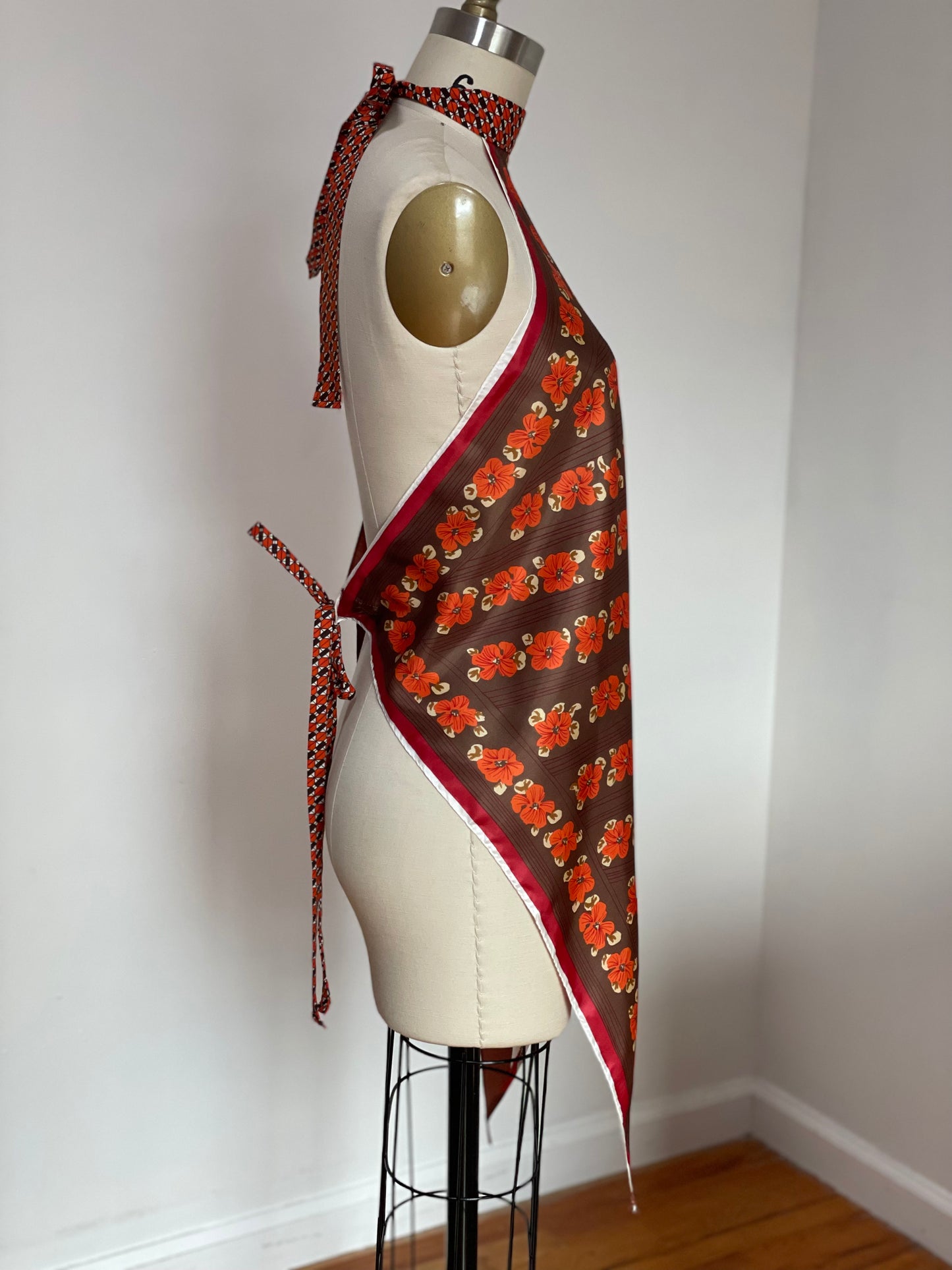 Reworked Scarf Halter (M-XL)