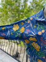 Southern Stitches Floral Zip Up Jacket (Medium/Large)